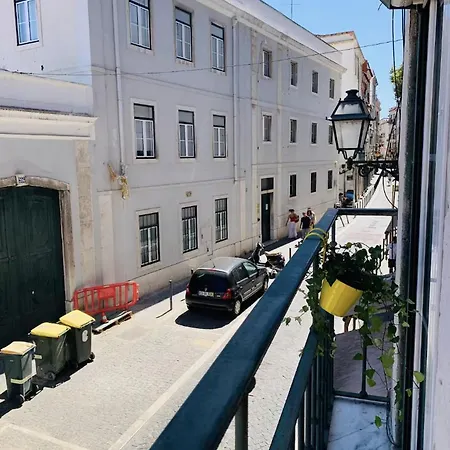 Bright Alfama Studio With Ac Lisbon