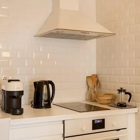 Bright Alfama Studio With Ac